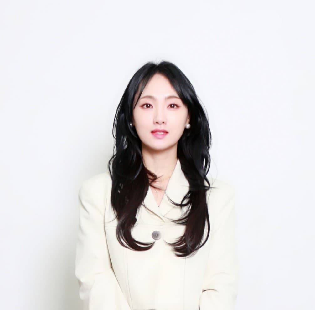 큐브어학원 부원장 Claire